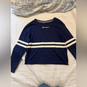 Navy blue champion t shirt